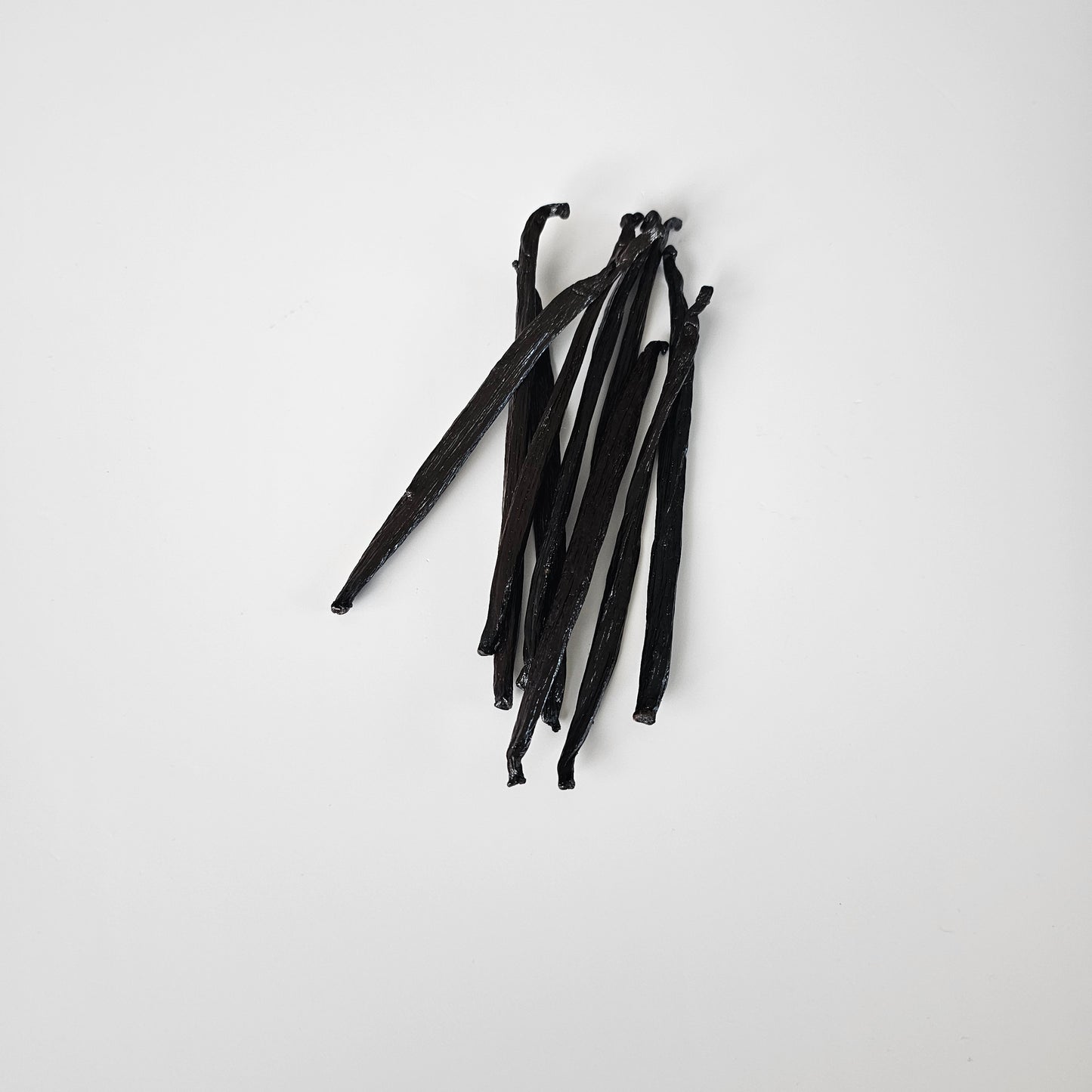 Vietnam V. tahitensis Vanilla Beans